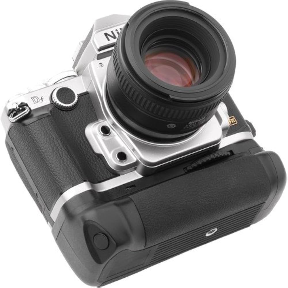 Nikon ニコン　FG 一眼レフカメラ MD-14バッテリーグリップ Nikon ニコン FG 一眼レフカメラ MD-14バッテリーグリップ Nikon